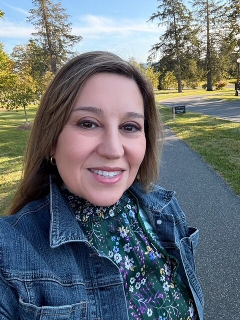 Dr. Daisy Ramirez